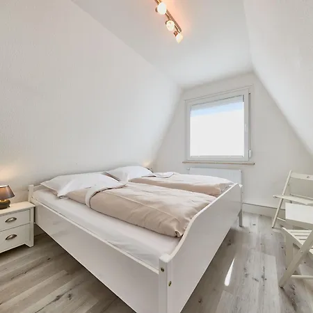 Ferienhaus, Am Ringwall 27 * Duhnen